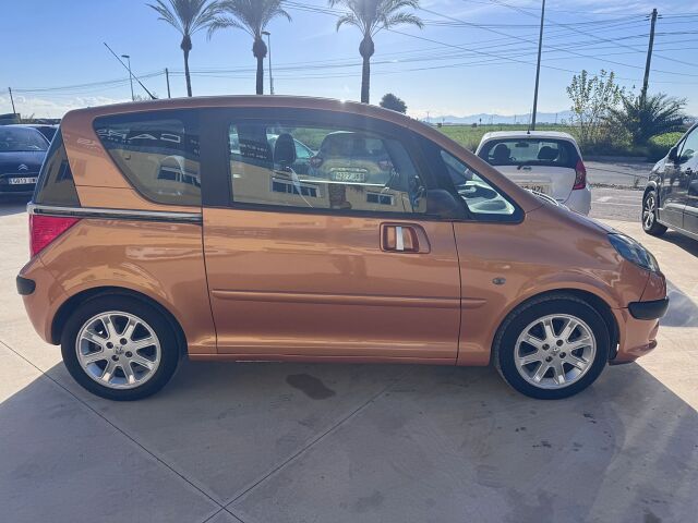 PEUGEOT 1007 SPORTY 1.6 AUTO SPANISH LHD IN SPAIN ONLY 45000 MILES SUPERB 2007